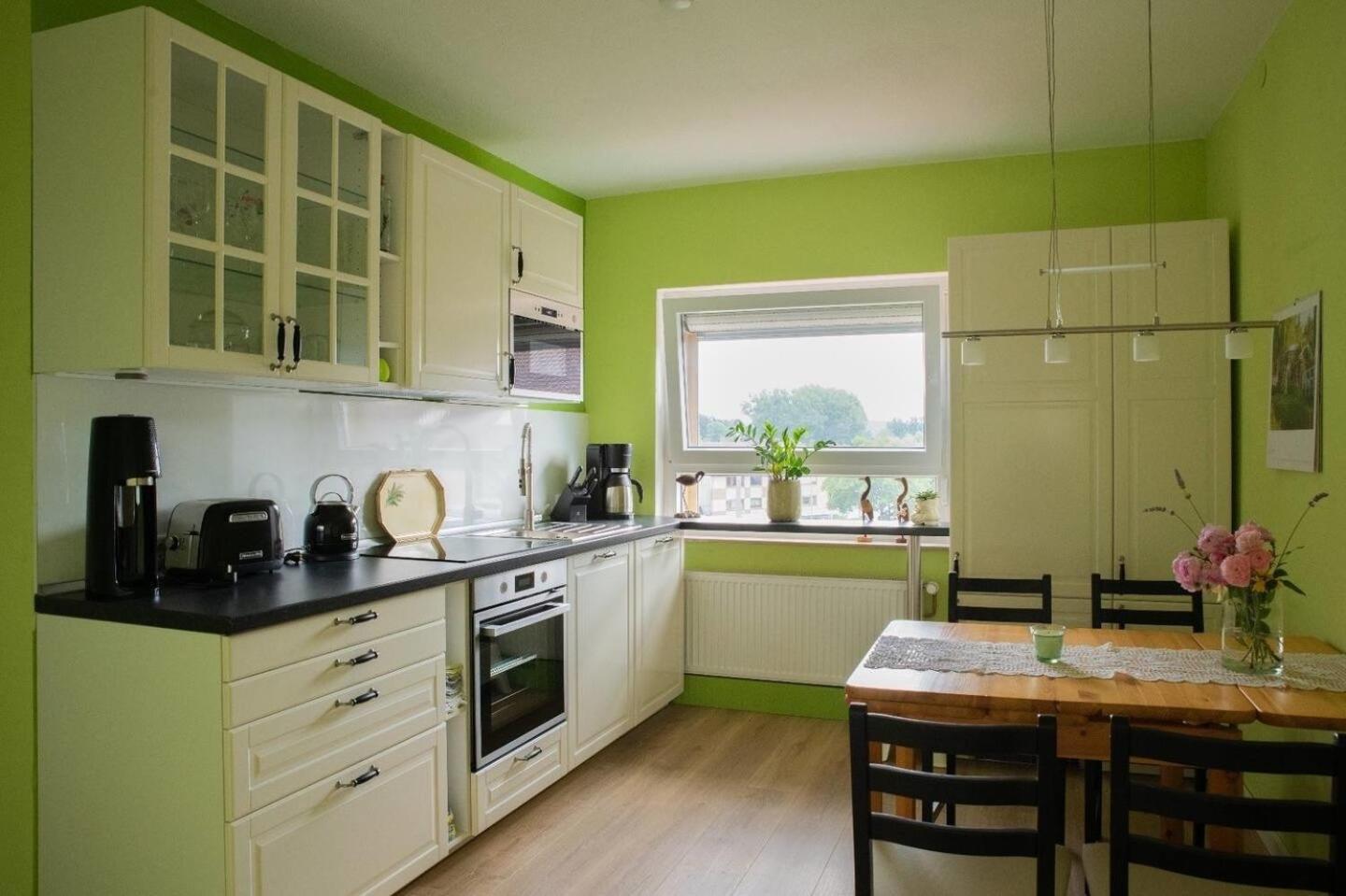 farbenfrohe Ferienwohnung Detmold Exterior foto
