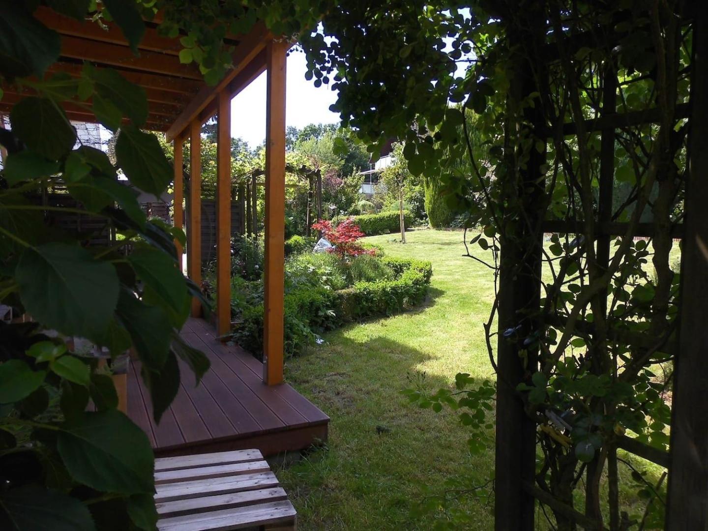 farbenfrohe Ferienwohnung Detmold Exterior foto
